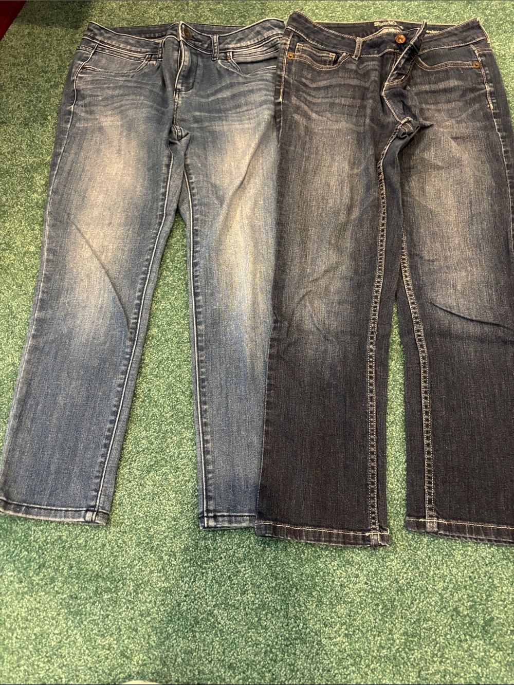 Simply Vera Vera Wang Size 2 Straight Leg‎ Jeans Bundle Medium Wash 28x25